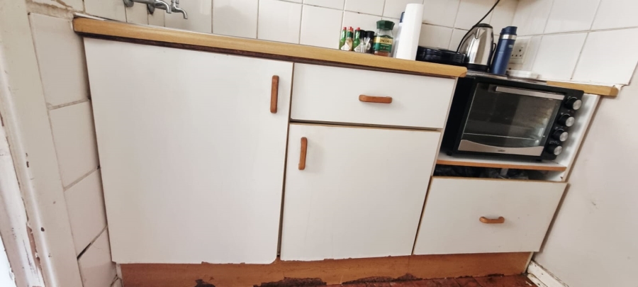 1 Bedroom Property for Sale in Quigney Eastern Cape